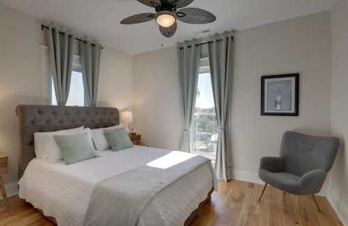 Hannibal House | Charming Escape - Private Hot Tub!