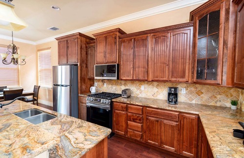 Fair Oaks House | Charming European Style Home in Historic Fair Oaks- Near Bridge and River access