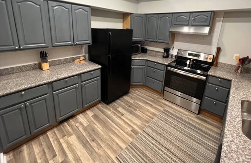 West Columbus Apartment | Charming Family Home In Franklin