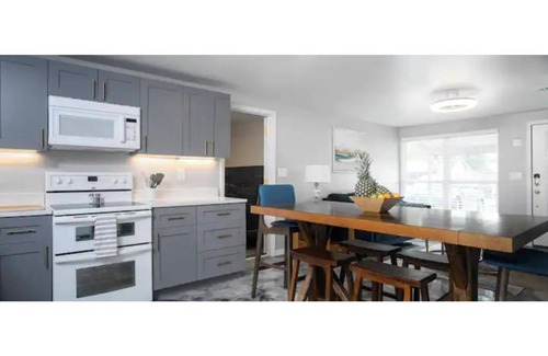 Brandon House | Charming Family Oasis - Dog-Friendly - Backyard