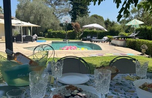 Valbonne Villa | Charming Family Villa Set In Lush Garden (2000m2) With Private Pool