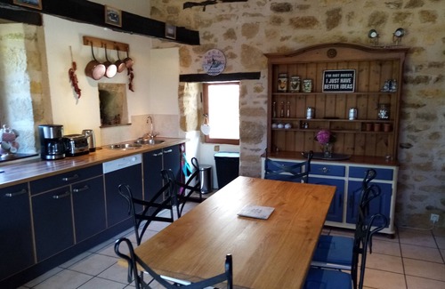 Corgnac-sur-l'Isle House | Charming farmhouse with swimming pool in the Périgord countryside