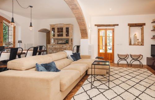 Monteleone d'Orvieto House | Charming Farmhouse in Monteleone D'Orvieto