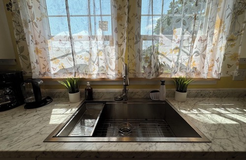 Hermon House | Charming Farmhouse Escape Near Canton, Russell, and Potsdam