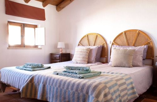 Bensafrim Other | Charming farmhouse in Portuguese countryside