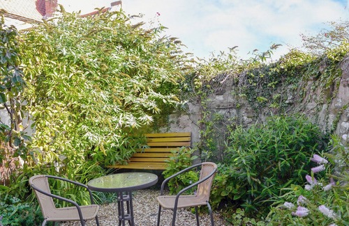 Berwick-upon-Tweed Cottage | Charming fishermans cottage on Holy Island.