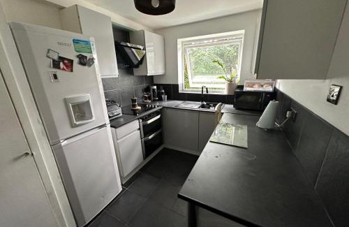 Edmonton Apartment | Charming Flat in North London