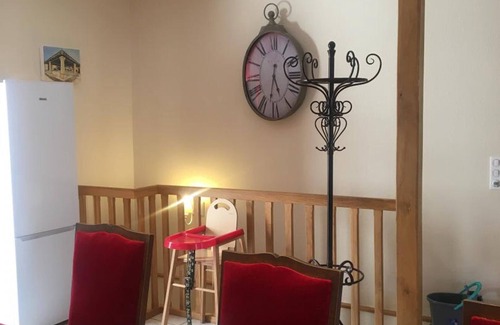 Cadouin Cottage | Charming House in Cadouin: 3 Suites, Patio, BBQ, Close to Dordogne Attractions
