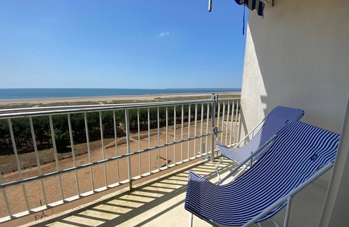 Saint-Brevin-les-Pins Apartment | Charming renovated T2 with balcony and parking, direct beach access - Saint Brevin