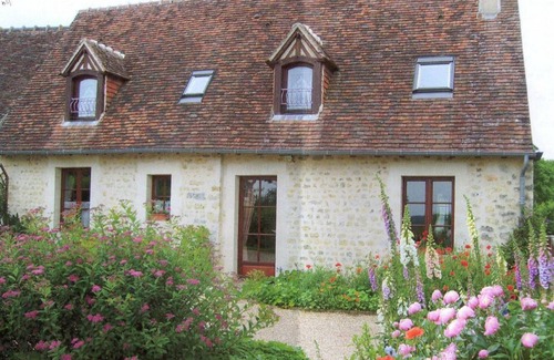 Saint-Jouin-de-Blavou Cottage | Charming Normandy Cottage: Spacious Garden, Fireplace, Enjoy Nature, Near La Perrière, Pet-Friendly