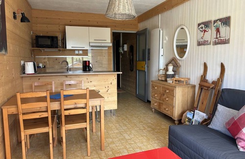 Villard-de-Lans Apartment | Charming functional apartment near the town center, balcony and free parking