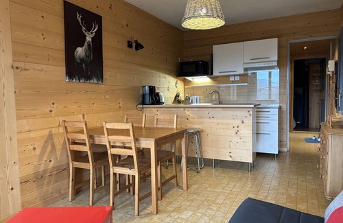 Villard-de-Lans Apartment | Charming functional apartment near the town center, balcony and free parking