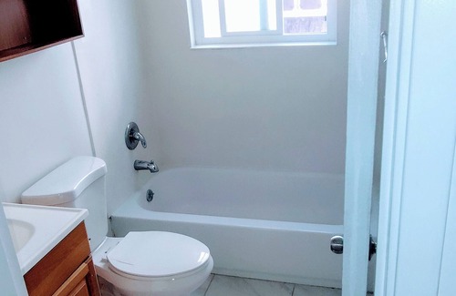 Berkeley Apartment | Charming furnished 2-bedroom apartment with WiFi, AC 4 min walk to UC Berkeley
