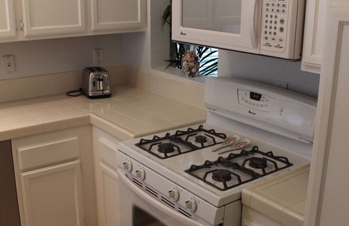 Carmel Valley Condo | Charming Furnished 2BD/2BA w/Pool&Spa! Available September 2025 for 3,995/m