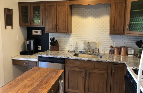 Severna Park House | Charming furnished rental for long term stays in Severna Park