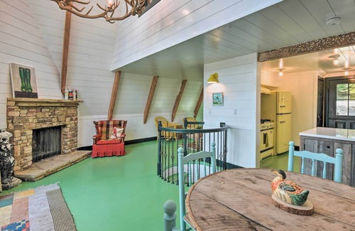 Gainesville Cabin | Charming Gainesville Cabin w/Private Dock!