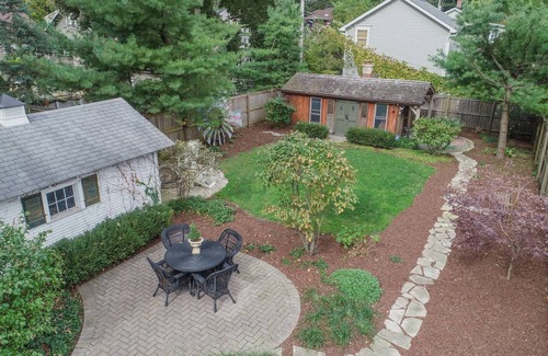 Geneva House | Charming Geneva Cottage, Walk 4 Blks to Downtown