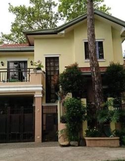 Baguio House | Charming Getaway @ The City of Pines