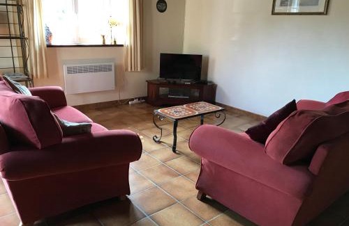 Plenee-Jugon House | Charming Gite in Brittany
