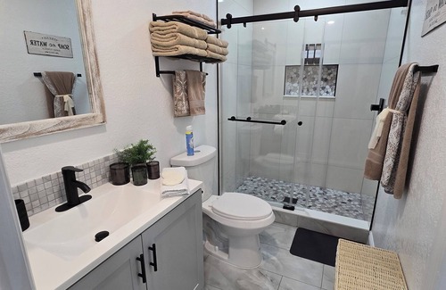 Spring Hill Bed & Breakfast | Charming guest house in Spring hill, Florida