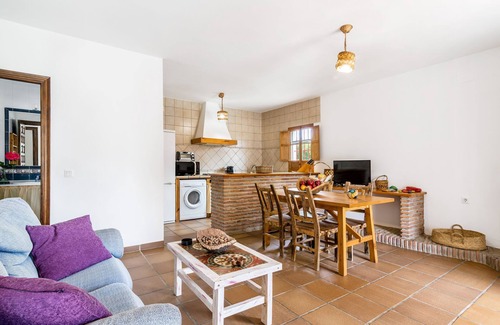 El Palmar House | Charming Holiday Home "El Acebuche" with Private Pool and Garden