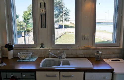 Saint-Pere-sur-Loire Cottage | Charming House for 6 in St Père-sur-Loire, Loire View