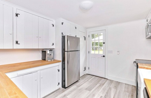Westhampton House | Charming Hamptons Getaway On Private 1 Acre lot w/Heated Pool