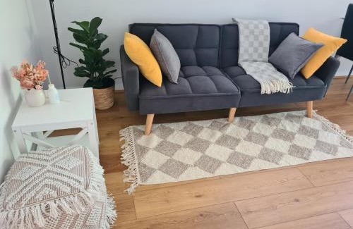 Castle Hill House | Charming Haven, peaceful stay
