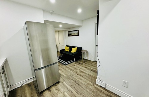 Brampton House | Charming Haven @Snelgrove !