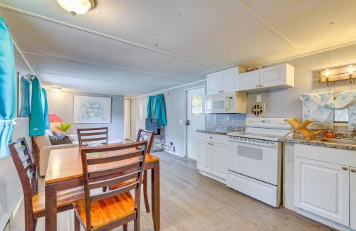 Hernando House | Charming Hernando Retreat with Screened Patio!