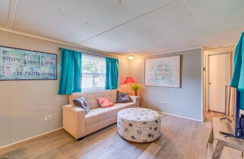Hernando House | Charming Hernando Retreat with Screened Patio!