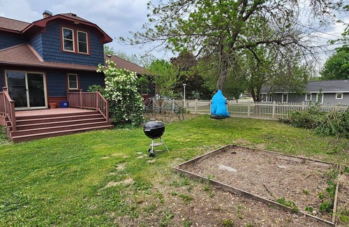 La Crosse House | Charming hideaway close to downtown