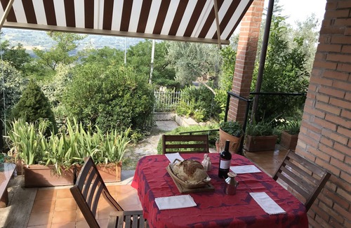 Poggio Catino Villa | Charming Hilltop with garden, private parking and great views