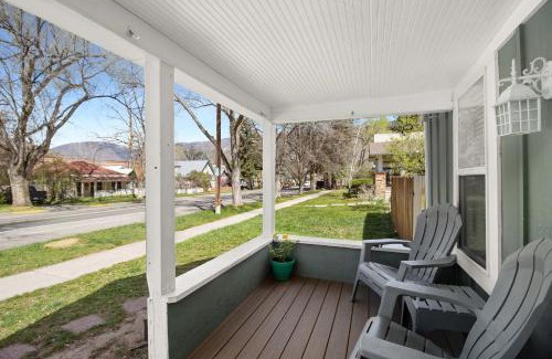 Glenwood Springs House | Charming, Historic! Walking Distance to Town!