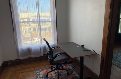 New Haven Apartment | Charming Historic 2BR Retreat in New Haven – Cozy Stay Near Yale & Downtown!