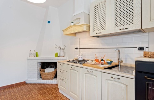 Tresnuraghes House | Charming Holiday Home "Domo Mea" with Air Conditioning and Balcony