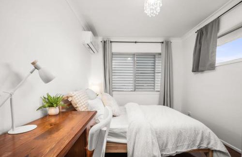 Algester House | Charming Home in Algester close to plaza