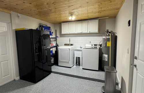 Trailer Estates House | Charming home near Anna Maria Island with Jacuzzi