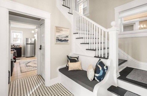 Fort Wayne House | Charming Home Near Memorial Parkn