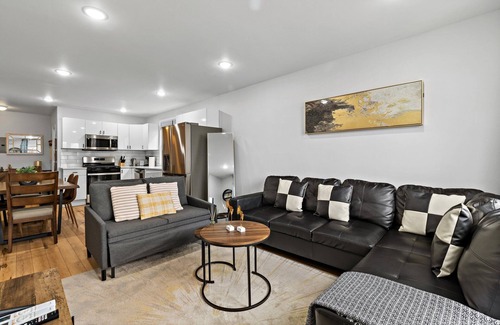Bayonne Apartment | Charming Home Near NYC – Gym, Airport, Easy Access