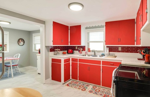 Fergus Falls House | Charming Home w/ Patio Near Otter Tail River!