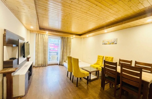 Simsa Village House | Charming hotel in fabulous Manali with WiFi