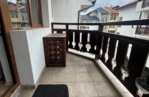 Kvartal Noviya Grad Apartment | Charming hotel suite with AC and WiFi in lovely Bansko
