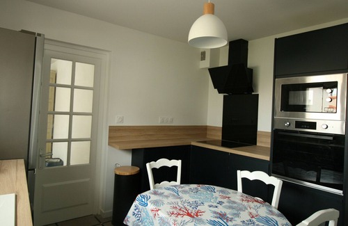 La Tranche-sur-Mer House | Charming House Near Beach and Shops with Private Parking and Terrace