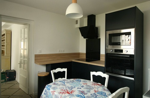 La Tranche-sur-Mer House | Charming House Near Beach and Shops with Private Parking and Terrace