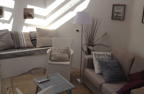 Cuglieri House | Charming house and hanging garden in the heart of a village sea view