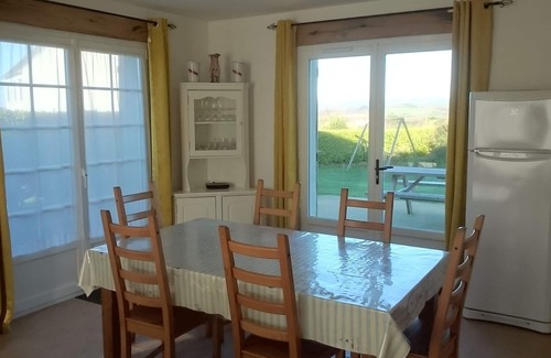 Plomodiern House | Charming house built in 2008 with lots of character and very comfortable.