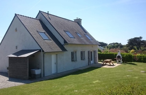Plomodiern House | Charming house built in 2008 with lots of character and very comfortable.