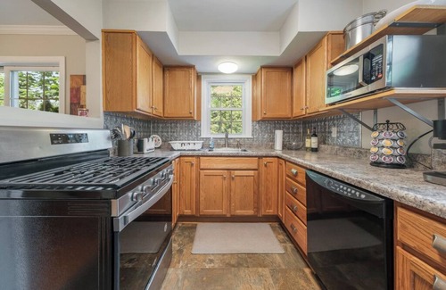 Champaign House | Charming House in Central Champaign Near Local Bakery