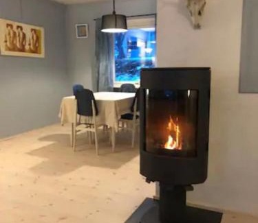 Valberg House | Charming house in fjord Lofoten
